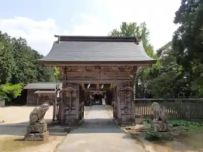 大神山神社本宮の山門・神門