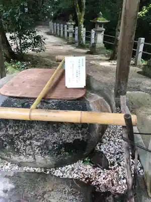 玉作湯神社の手水舎