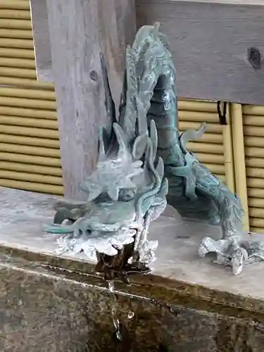 栗木御嶽神社の手水舎