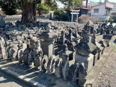 浄運寺の{uncategorized: "未分類", other: "その他", undefined: "問題あり", building: "その他建物", grave: "お墓", sacred_gate: "鳥居", guardian: "狛犬", statue: "像", buddha: "仏像", history: "歴史", nature: "自然", garden: "庭園", animal: "動物", pagoda: "塔", temizu: "手水舎", mountain_gate: "山門・神門", sanctuary: "本殿・本堂", subordinate: "末社・摂社", art: "芸術", scenery: "景色", jizo: "地蔵", ema: "絵馬", goshuin: "御朱印", omikuji: "おみくじ", items: "授与品その他", amulet: "お守り", goshuincho: "御朱印帳", eats: "食事", festival: "お祭り", votive_dance: "神楽", shichigosan: "七五三参", wedding: "結婚式", experience: "体験その他", initially: "初詣", around: "周辺", anti_infection: "感染症対策"}