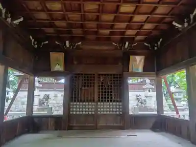高桑八幡神社の{uncategorized: "未分類", other: "その他", undefined: "問題あり", building: "その他建物", grave: "お墓", sacred_gate: "鳥居", guardian: "狛犬", statue: "像", buddha: "仏像", history: "歴史", nature: "自然", garden: "庭園", animal: "動物", pagoda: "塔", temizu: "手水舎", mountain_gate: "山門・神門", sanctuary: "本殿・本堂", subordinate: "末社・摂社", art: "芸術", scenery: "景色", jizo: "地蔵", ema: "絵馬", goshuin: "御朱印", omikuji: "おみくじ", items: "授与品その他", amulet: "お守り", goshuincho: "御朱印帳", eats: "食事", festival: "お祭り", votive_dance: "神楽", shichigosan: "七五三参", wedding: "結婚式", experience: "体験その他", initially: "初詣", around: "周辺", anti_infection: "感染症対策"}