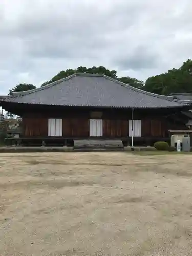 萬福寺の本殿