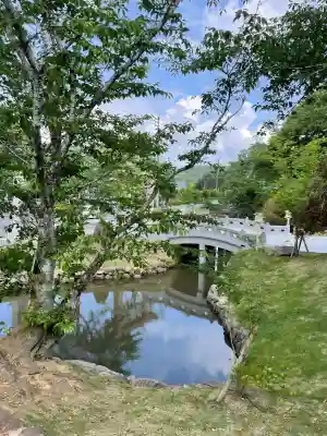 武雄神社の{uncategorized: "未分類", other: "その他", undefined: "問題あり", building: "その他建物", grave: "お墓", sacred_gate: "鳥居", guardian: "狛犬", statue: "像", buddha: "仏像", history: "歴史", nature: "自然", garden: "庭園", animal: "動物", pagoda: "塔", temizu: "手水舎", mountain_gate: "山門・神門", sanctuary: "本殿・本堂", subordinate: "末社・摂社", art: "芸術", scenery: "景色", jizo: "地蔵", ema: "絵馬", goshuin: "御朱印", omikuji: "おみくじ", items: "授与品その他", amulet: "お守り", goshuincho: "御朱印帳", eats: "食事", festival: "お祭り", votive_dance: "神楽", shichigosan: "七五三参", wedding: "結婚式", experience: "体験その他", initially: "初詣", around: "周辺", anti_infection: "感染症対策"}