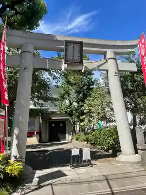 矢先稲荷神社の鳥居