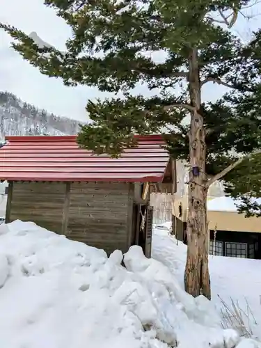 黄金龍神社（桂不動）(北海道)