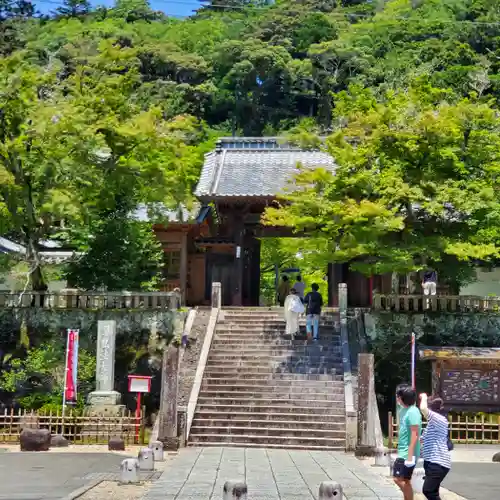 修禅寺の山門