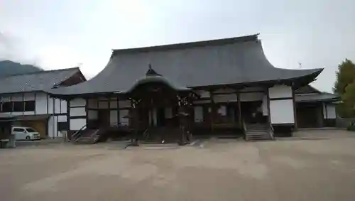 生源寺の本殿・本堂