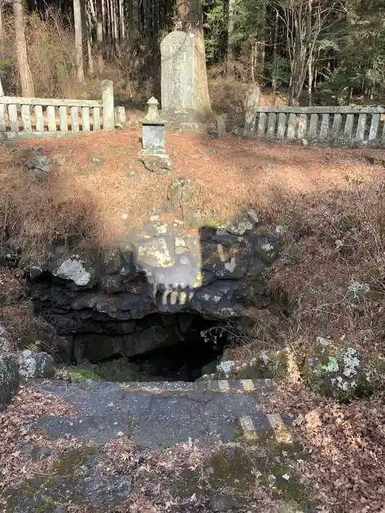 人穴浅間神社のその他建物