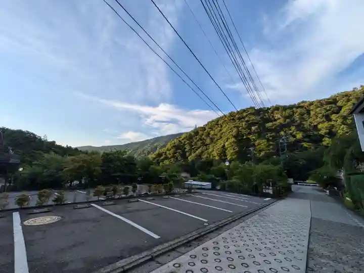 深澤銭洗弁財天の周辺