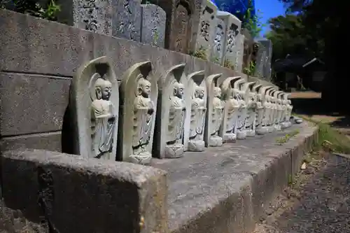 養命寺の地蔵