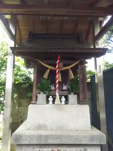 薬師神社の本殿