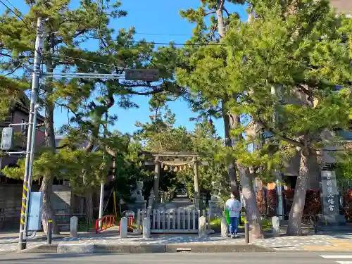 鶴嶺八幡宮の周辺