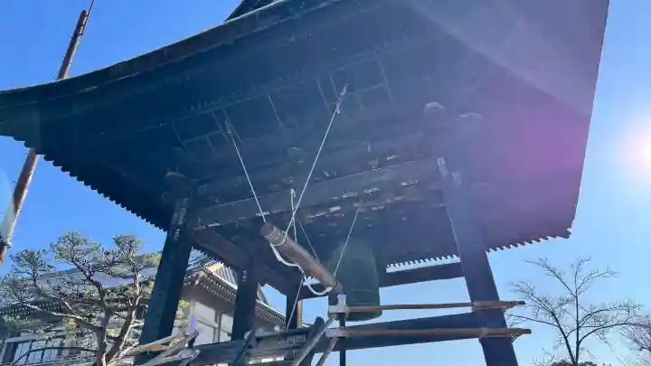 善光寺の{uncategorized: "未分類", other: "その他", undefined: "問題あり", building: "その他建物", grave: "お墓", sacred_gate: "鳥居", guardian: "狛犬", statue: "像", buddha: "仏像", history: "歴史", nature: "自然", garden: "庭園", animal: "動物", pagoda: "塔", temizu: "手水舎", mountain_gate: "山門・神門", sanctuary: "本殿・本堂", subordinate: "末社・摂社", art: "芸術", scenery: "景色", jizo: "地蔵", ema: "絵馬", goshuin: "御朱印", omikuji: "おみくじ", items: "授与品その他", amulet: "お守り", goshuincho: "御朱印帳", eats: "食事", festival: "お祭り", votive_dance: "神楽", shichigosan: "七五三参", wedding: "結婚式", experience: "体験その他", initially: "初詣", around: "周辺", anti_infection: "感染症対策"}