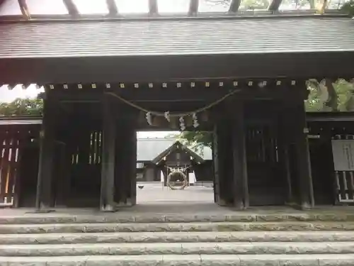 千歳神社の山門・神門