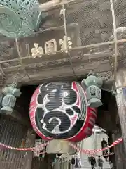 成田山新勝寺の山門