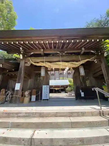 菊池神社の山門・神門