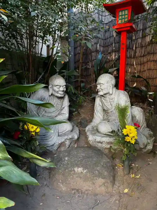 正寶院(飛不動尊)の{uncategorized: "未分類", other: "その他", undefined: "問題あり", building: "その他建物", grave: "お墓", sacred_gate: "鳥居", guardian: "狛犬", statue: "像", buddha: "仏像", history: "歴史", nature: "自然", garden: "庭園", animal: "動物", pagoda: "塔", temizu: "手水舎", mountain_gate: "山門・神門", sanctuary: "本殿・本堂", subordinate: "末社・摂社", art: "芸術", scenery: "景色", jizo: "地蔵", ema: "絵馬", goshuin: "御朱印", omikuji: "おみくじ", items: "授与品その他", amulet: "お守り", goshuincho: "御朱印帳", eats: "食事", festival: "お祭り", votive_dance: "神楽", shichigosan: "七五三参", wedding: "結婚式", experience: "体験その他", initially: "初詣", around: "周辺", anti_infection: "感染症対策"}