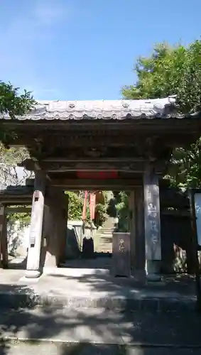 岩殿寺の山門・神門