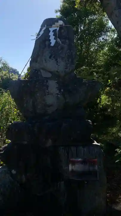 天疫神社の{uncategorized: "未分類", other: "その他", undefined: "問題あり", building: "その他建物", grave: "お墓", sacred_gate: "鳥居", guardian: "狛犬", statue: "像", buddha: "仏像", history: "歴史", nature: "自然", garden: "庭園", animal: "動物", pagoda: "塔", temizu: "手水舎", mountain_gate: "山門・神門", sanctuary: "本殿・本堂", subordinate: "末社・摂社", art: "芸術", scenery: "景色", jizo: "地蔵", ema: "絵馬", goshuin: "御朱印", omikuji: "おみくじ", items: "授与品その他", amulet: "お守り", goshuincho: "御朱印帳", eats: "食事", festival: "お祭り", votive_dance: "神楽", shichigosan: "七五三参", wedding: "結婚式", experience: "体験その他", initially: "初詣", around: "周辺", anti_infection: "感染症対策"}