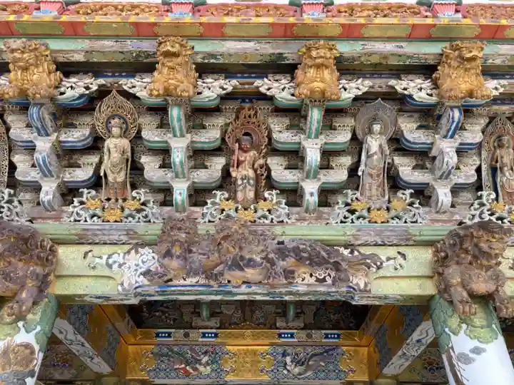 耕三寺の山門・神門