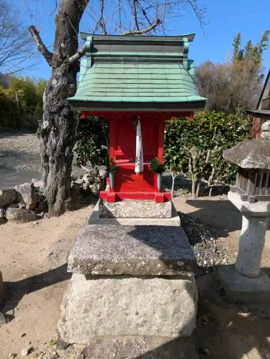 明良弁財天社の{uncategorized: "未分類", other: "その他", undefined: "問題あり", building: "その他建物", grave: "お墓", sacred_gate: "鳥居", guardian: "狛犬", statue: "像", buddha: "仏像", history: "歴史", nature: "自然", garden: "庭園", animal: "動物", pagoda: "塔", temizu: "手水舎", mountain_gate: "山門・神門", sanctuary: "本殿・本堂", subordinate: "末社・摂社", art: "芸術", scenery: "景色", jizo: "地蔵", ema: "絵馬", goshuin: "御朱印", omikuji: "おみくじ", items: "授与品その他", amulet: "お守り", goshuincho: "御朱印帳", eats: "食事", festival: "お祭り", votive_dance: "神楽", shichigosan: "七五三参", wedding: "結婚式", experience: "体験その他", initially: "初詣", around: "周辺", anti_infection: "感染症対策"}
