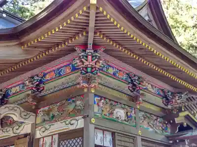 宝登山神社の芸術