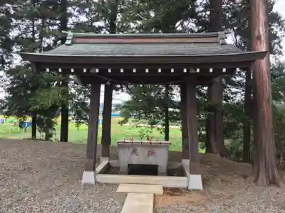 甲神社の手水舎