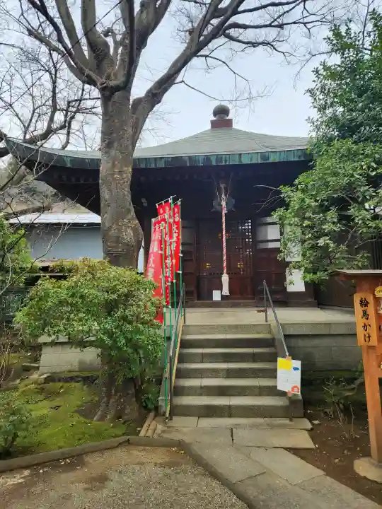 弘明寺の{uncategorized: "未分類", other: "その他", undefined: "問題あり", building: "その他建物", grave: "お墓", sacred_gate: "鳥居", guardian: "狛犬", statue: "像", buddha: "仏像", history: "歴史", nature: "自然", garden: "庭園", animal: "動物", pagoda: "塔", temizu: "手水舎", mountain_gate: "山門・神門", sanctuary: "本殿・本堂", subordinate: "末社・摂社", art: "芸術", scenery: "景色", jizo: "地蔵", ema: "絵馬", goshuin: "御朱印", omikuji: "おみくじ", items: "授与品その他", amulet: "お守り", goshuincho: "御朱印帳", eats: "食事", festival: "お祭り", votive_dance: "神楽", shichigosan: "七五三参", wedding: "結婚式", experience: "体験その他", initially: "初詣", around: "周辺", anti_infection: "感染症対策"}