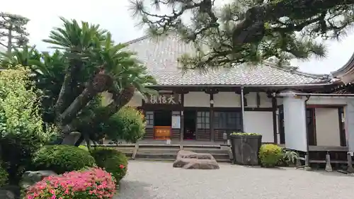 松蔭寺の本殿