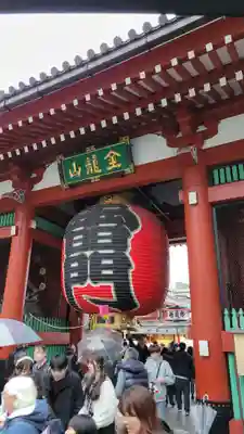 浅草寺の山門・神門