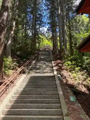 木幡山隠津島神社(二本松市)の{uncategorized: "未分類", other: "その他", undefined: "問題あり", building: "その他建物", grave: "お墓", sacred_gate: "鳥居", guardian: "狛犬", statue: "像", buddha: "仏像", history: "歴史", nature: "自然", garden: "庭園", animal: "動物", pagoda: "塔", temizu: "手水舎", mountain_gate: "山門・神門", sanctuary: "本殿・本堂", subordinate: "末社・摂社", art: "芸術", scenery: "景色", jizo: "地蔵", ema: "絵馬", goshuin: "御朱印", omikuji: "おみくじ", items: "授与品その他", amulet: "お守り", goshuincho: "御朱印帳", eats: "食事", festival: "お祭り", votive_dance: "神楽", shichigosan: "七五三参", wedding: "結婚式", experience: "体験その他", initially: "初詣", around: "周辺", anti_infection: "感染症対策"}