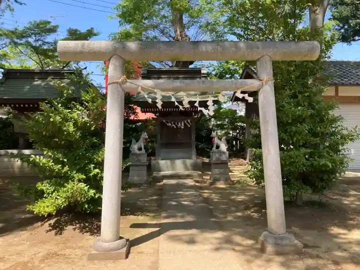 小野神社の{uncategorized: "未分類", other: "その他", undefined: "問題あり", building: "その他建物", grave: "お墓", sacred_gate: "鳥居", guardian: "狛犬", statue: "像", buddha: "仏像", history: "歴史", nature: "自然", garden: "庭園", animal: "動物", pagoda: "塔", temizu: "手水舎", mountain_gate: "山門・神門", sanctuary: "本殿・本堂", subordinate: "末社・摂社", art: "芸術", scenery: "景色", jizo: "地蔵", ema: "絵馬", goshuin: "御朱印", omikuji: "おみくじ", items: "授与品その他", amulet: "お守り", goshuincho: "御朱印帳", eats: "食事", festival: "お祭り", votive_dance: "神楽", shichigosan: "七五三参", wedding: "結婚式", experience: "体験その他", initially: "初詣", around: "周辺", anti_infection: "感染症対策"}