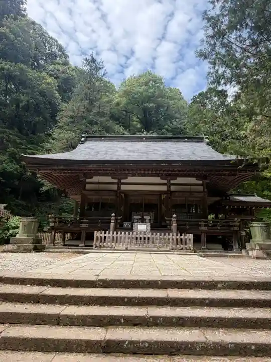 武蔵二宮 金鑚神社の{uncategorized: "未分類", other: "その他", undefined: "問題あり", building: "その他建物", grave: "お墓", sacred_gate: "鳥居", guardian: "狛犬", statue: "像", buddha: "仏像", history: "歴史", nature: "自然", garden: "庭園", animal: "動物", pagoda: "塔", temizu: "手水舎", mountain_gate: "山門・神門", sanctuary: "本殿・本堂", subordinate: "末社・摂社", art: "芸術", scenery: "景色", jizo: "地蔵", ema: "絵馬", goshuin: "御朱印", omikuji: "おみくじ", items: "授与品その他", amulet: "お守り", goshuincho: "御朱印帳", eats: "食事", festival: "お祭り", votive_dance: "神楽", shichigosan: "七五三参", wedding: "結婚式", experience: "体験その他", initially: "初詣", around: "周辺", anti_infection: "感染症対策"}