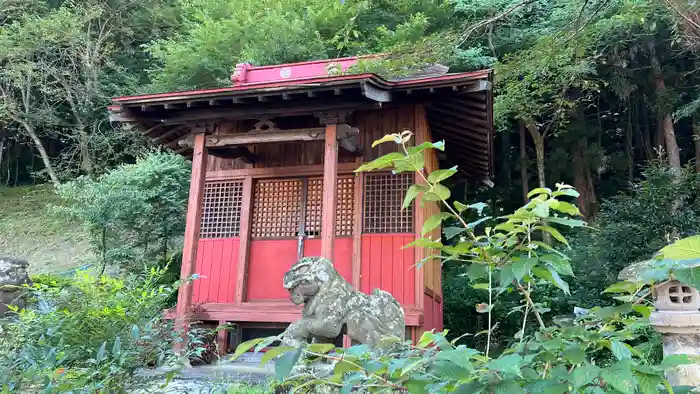 褜姫神社の本殿