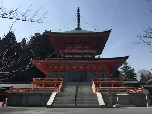 比叡山延暦寺の塔