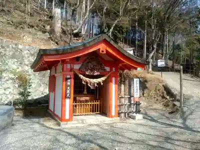 金櫻神社の末社・摂社