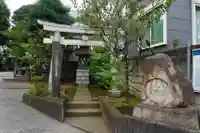 天沼熊野神社の鳥居