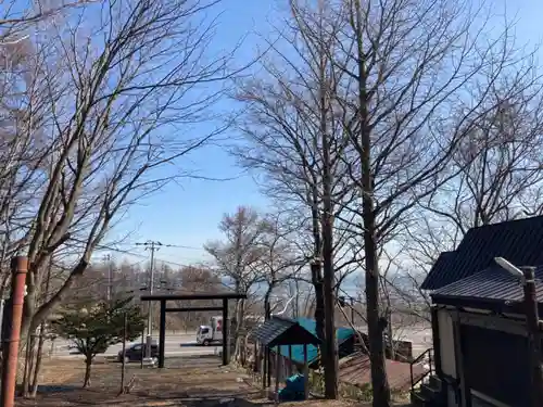 張碓稲荷神社の鳥居