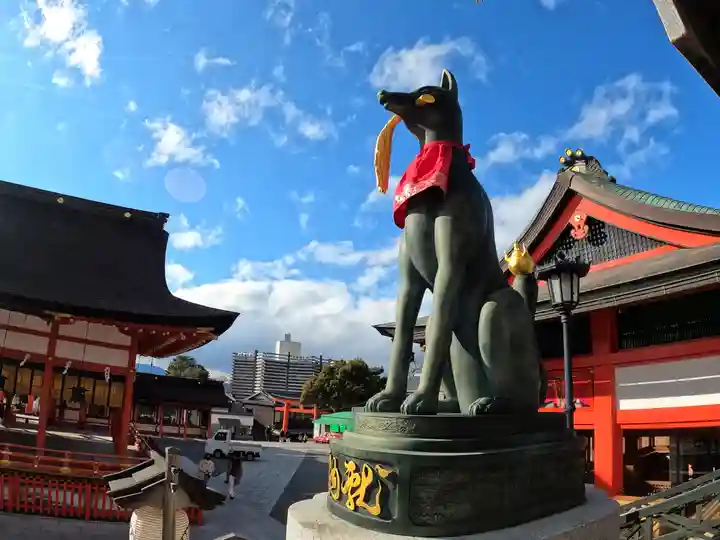 伏見稲荷大社の狛犬