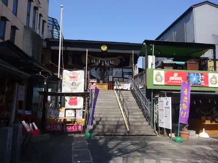 菊名神社の本殿・本堂