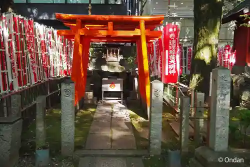 若宮八幡社の末社