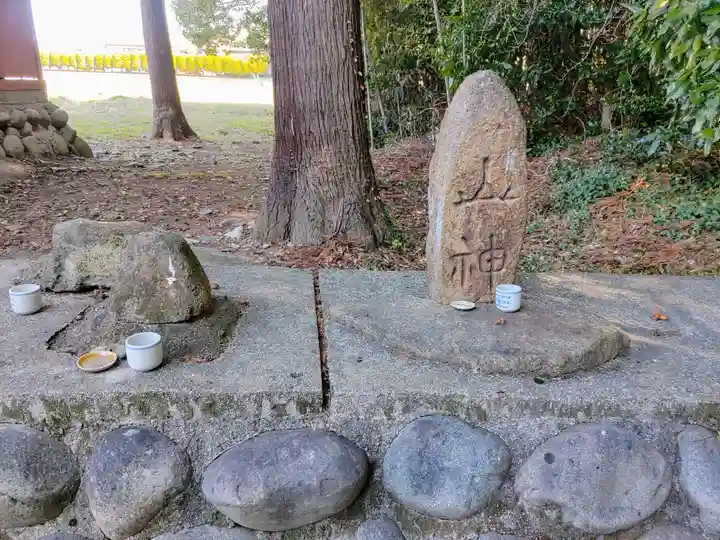 三明神社(羽黒新田)の末社・摂社