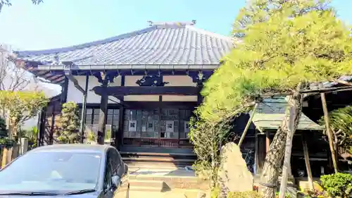 信行寺の本殿・本堂