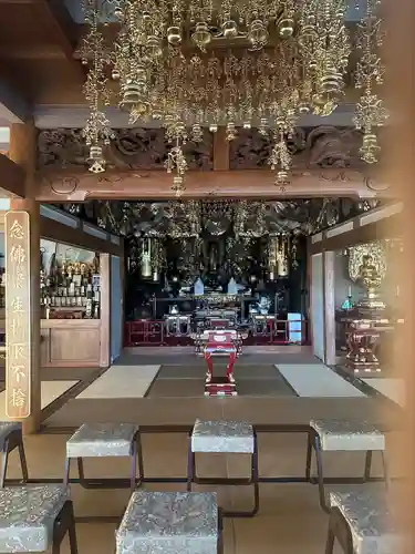 仏導寺の本殿・本堂