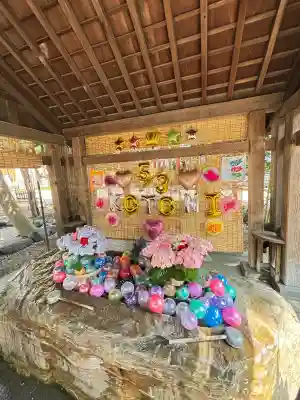 琴似神社の{uncategorized: "未分類", other: "その他", undefined: "問題あり", building: "その他建物", grave: "お墓", sacred_gate: "鳥居", guardian: "狛犬", statue: "像", buddha: "仏像", history: "歴史", nature: "自然", garden: "庭園", animal: "動物", pagoda: "塔", temizu: "手水舎", mountain_gate: "山門・神門", sanctuary: "本殿・本堂", subordinate: "末社・摂社", art: "芸術", scenery: "景色", jizo: "地蔵", ema: "絵馬", goshuin: "御朱印", omikuji: "おみくじ", items: "授与品その他", amulet: "お守り", goshuincho: "御朱印帳", eats: "食事", festival: "お祭り", votive_dance: "神楽", shichigosan: "七五三参", wedding: "結婚式", experience: "体験その他", initially: "初詣", around: "周辺", anti_infection: "感染症対策"}