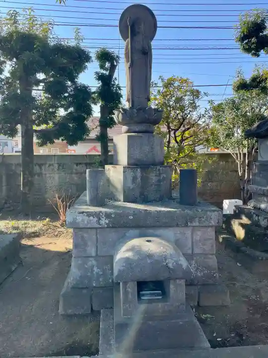 尊勝院の{uncategorized: "未分類", other: "その他", undefined: "問題あり", building: "その他建物", grave: "お墓", sacred_gate: "鳥居", guardian: "狛犬", statue: "像", buddha: "仏像", history: "歴史", nature: "自然", garden: "庭園", animal: "動物", pagoda: "塔", temizu: "手水舎", mountain_gate: "山門・神門", sanctuary: "本殿・本堂", subordinate: "末社・摂社", art: "芸術", scenery: "景色", jizo: "地蔵", ema: "絵馬", goshuin: "御朱印", omikuji: "おみくじ", items: "授与品その他", amulet: "お守り", goshuincho: "御朱印帳", eats: "食事", festival: "お祭り", votive_dance: "神楽", shichigosan: "七五三参", wedding: "結婚式", experience: "体験その他", initially: "初詣", around: "周辺", anti_infection: "感染症対策"}