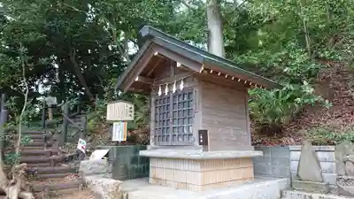 師岡熊野神社の末社・摂社