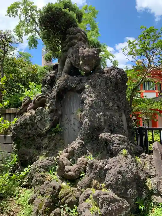 千葉神社の狛犬