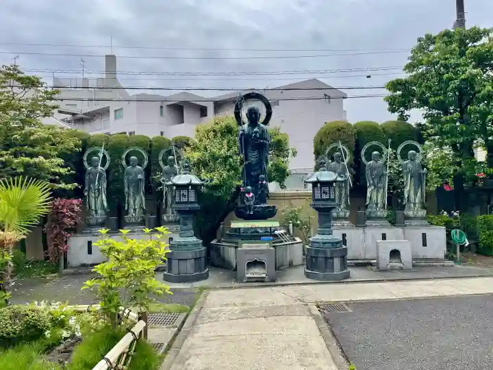 地蔵寺の{uncategorized: "未分類", other: "その他", undefined: "問題あり", building: "その他建物", grave: "お墓", sacred_gate: "鳥居", guardian: "狛犬", statue: "像", buddha: "仏像", history: "歴史", nature: "自然", garden: "庭園", animal: "動物", pagoda: "塔", temizu: "手水舎", mountain_gate: "山門・神門", sanctuary: "本殿・本堂", subordinate: "末社・摂社", art: "芸術", scenery: "景色", jizo: "地蔵", ema: "絵馬", goshuin: "御朱印", omikuji: "おみくじ", items: "授与品その他", amulet: "お守り", goshuincho: "御朱印帳", eats: "食事", festival: "お祭り", votive_dance: "神楽", shichigosan: "七五三参", wedding: "結婚式", experience: "体験その他", initially: "初詣", around: "周辺", anti_infection: "感染症対策"}