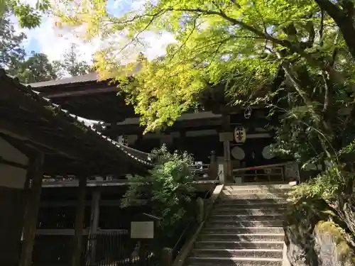 石山寺の本殿・本堂